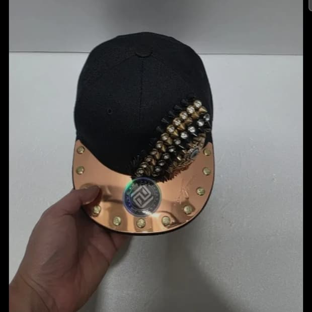 명품  프랭커스 블랙 캡모자 + 스터드 장식  힙합모자 사이즈 54