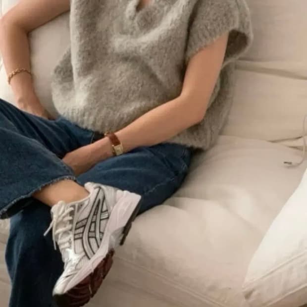 모네 클라우드 니트 베스트