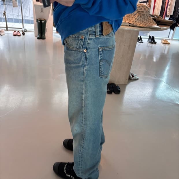 90s Vintage Levis denim Pants