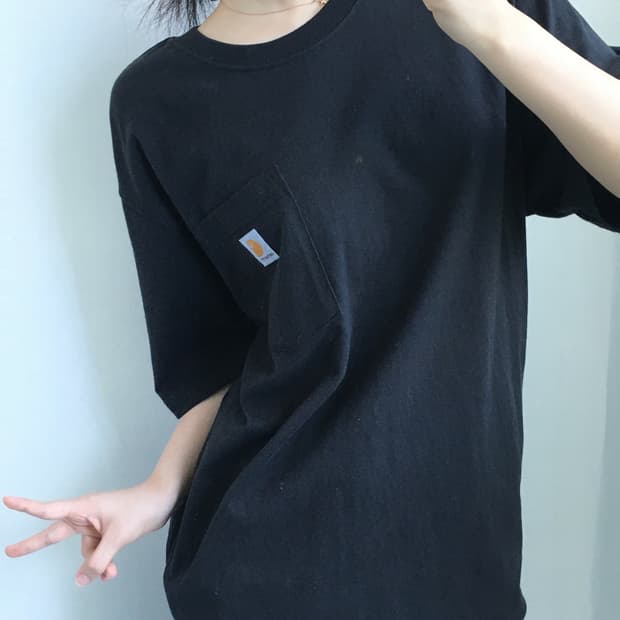 Carhartt 칼하트 블랙 티셔츠