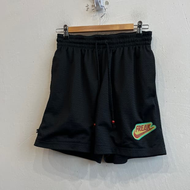나이키 야니스 프릭 쇼츠 반바지 