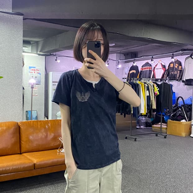 버커루 스몰로고 윙 펑키 그레이 반팔티 B4627