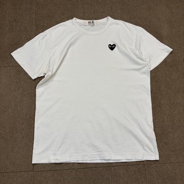 꼼데가르송 play 블랙 와펜 티셔츠 2xl 