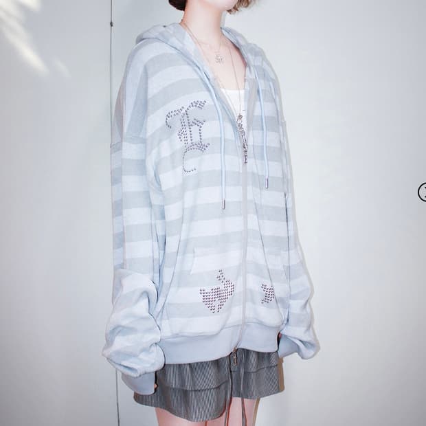 Eessay 에쎄이 하루 후디 스카이블루