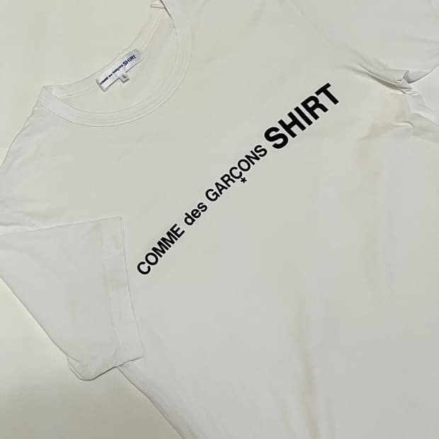 꼼데가르송 셔츠 로고 화이트 반팔 L