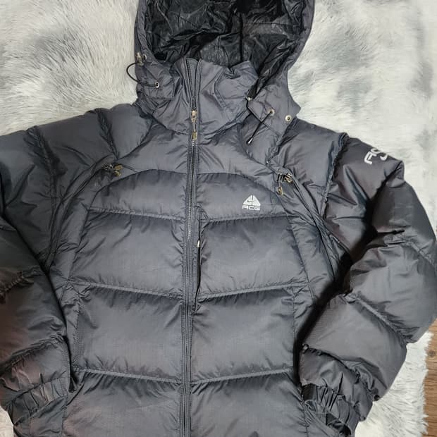 나이키 00s ACG 고프코어 푸퍼자켓 구스 다운패딩