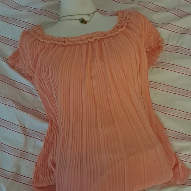 히메갸루 딸기우유 블라우스