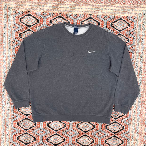 나이키 스우시로고 차콜 기모 오버핏 맨투맨 남성XXL