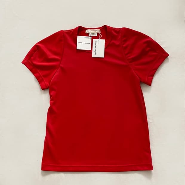 Comme des garçons red T-shirt