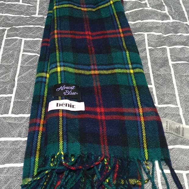 BENIR 머플러 피그트리 김세정st