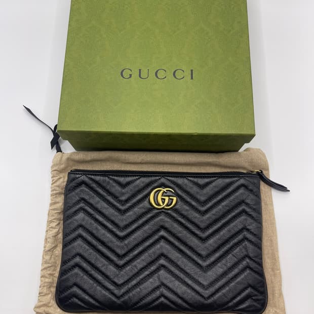 구찌 마몽(마틀라세) 블랙 클러치