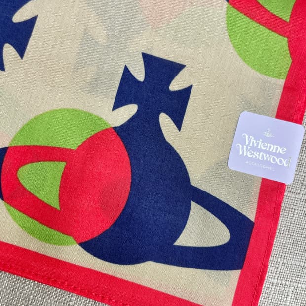 [새상품] 비비안웨스트우드 Ord 패턴 명품 손수건 스카프