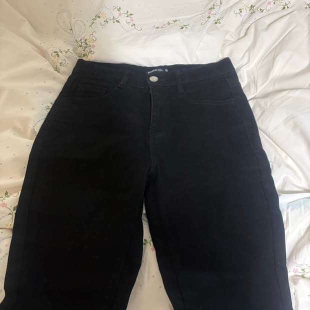 론론 카프리 팬츠