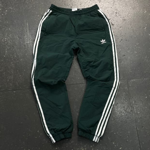 105 아디다스 나일론 팬츠