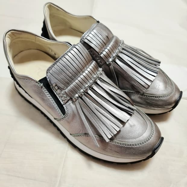 토즈 TOD'S 스니커즈 (240/표기37) 실착 적음