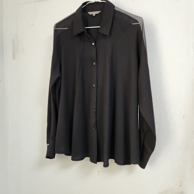 새옷)SOL 블랙 시스루 소매 배색  블라우스 F(55~66)