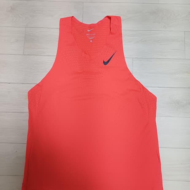 나이키 에어로스위프트 싱글렛 XL