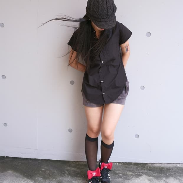 Back belt shirt