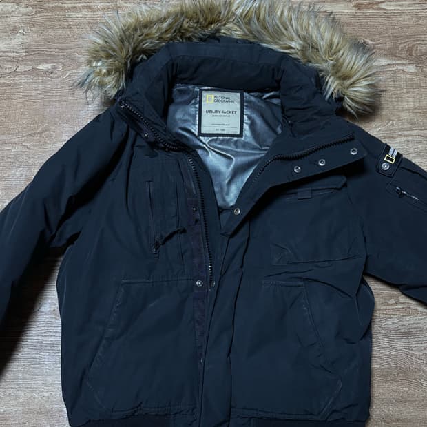 내셔널지오그래픽 패딩 110사이즈 (유틸리티 자켓)