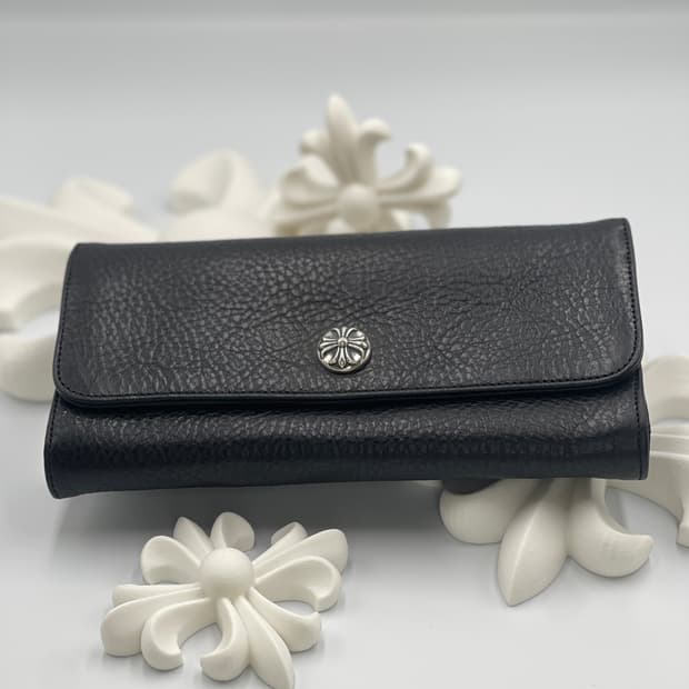 크롬하츠 레더지갑 주디 원볼 크로스