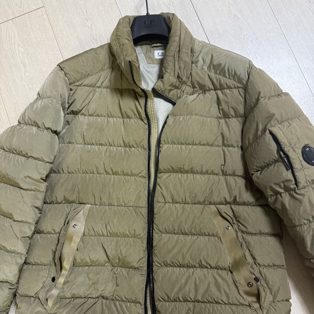 CP 컴퍼니 Chrome-R 다운 패딩 110