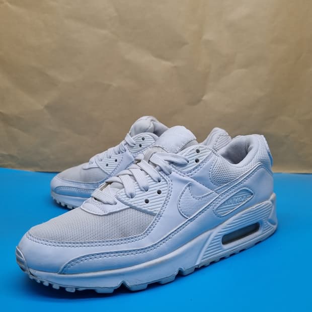 나이키 에어맥스 90 트리플화이트 운동화235