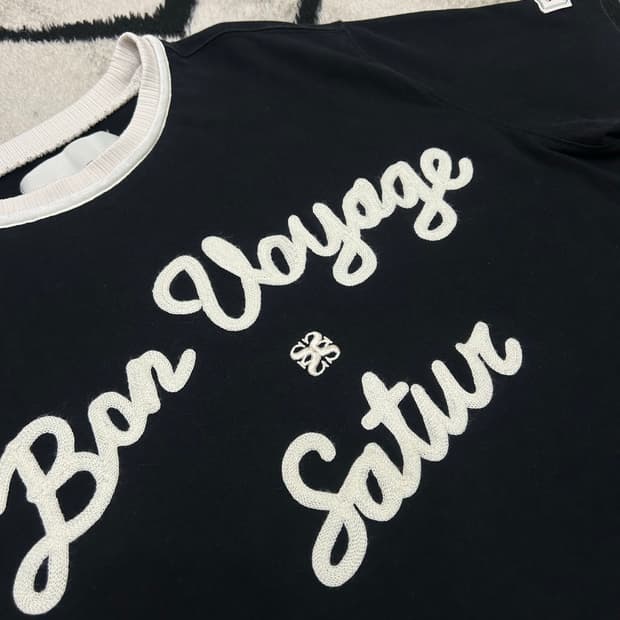 [XL]세터 자수 보야지 반팔/블랙