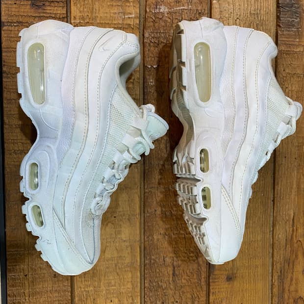 나이키 에어맥스 95 리크래프트 트리플 화이트 235