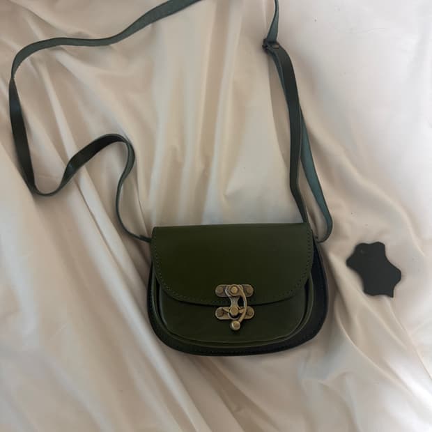 그리스 수제 가죽 그린 미니 크로스백