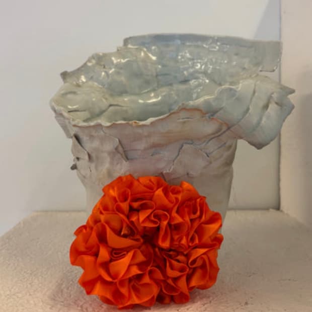 마리암 나시르 자데 카네이션 스크런치 새상품