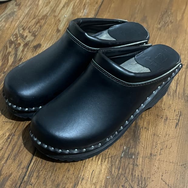 트로앤토프 클로그