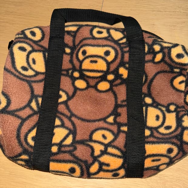 베이프 마일로 더플백