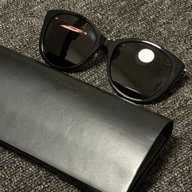 생로랑 선글라스