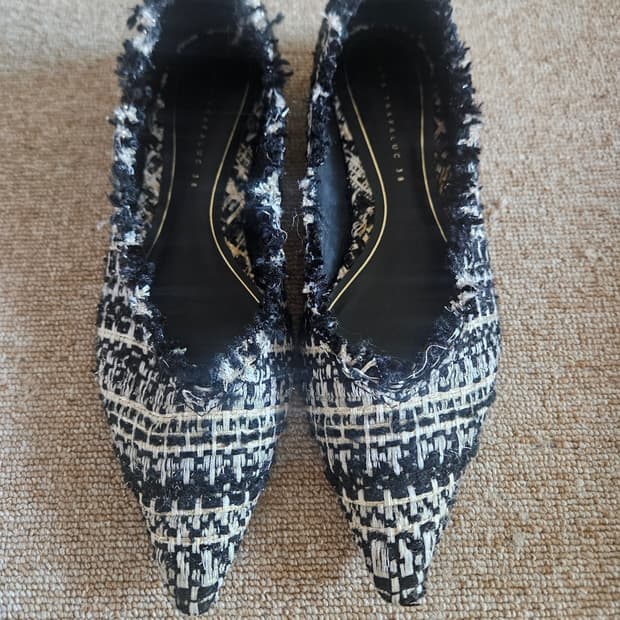 자라 트위드 플랫 38사이즈