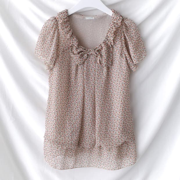 ribbon flower half blouse