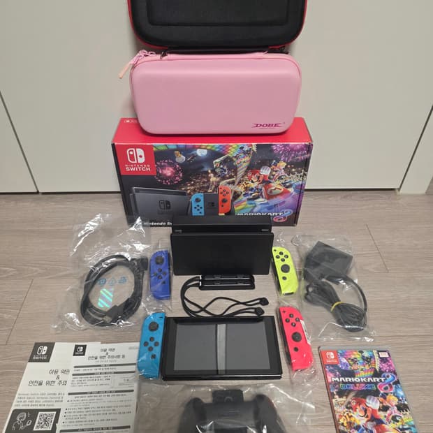 닌텐도 스위치 마리오카트 8 디럭스 세트 풀박스+마리오카트 칩+조이콘추가