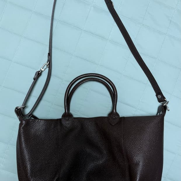 애프터프레이 포춘 쿠키 레더 크로스백 브라운