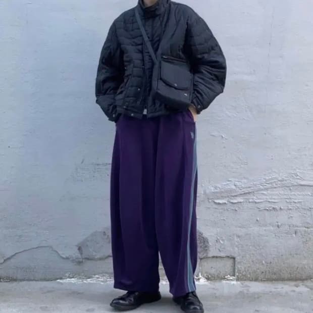 니들스 hd 트랙팬츠 에그플랜트