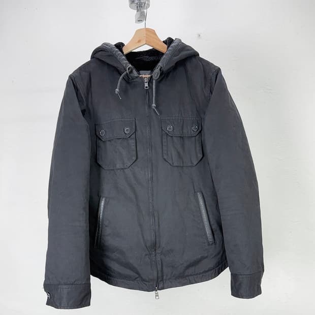 아르마니 익스체인지 포켓 블랙 헤어리 후디 라인 자켓