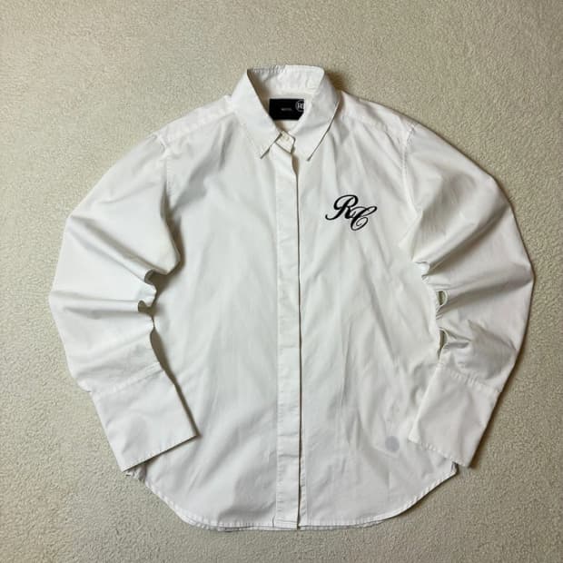 렉토 recto 시그니처 화이트 블라우스 PN6658