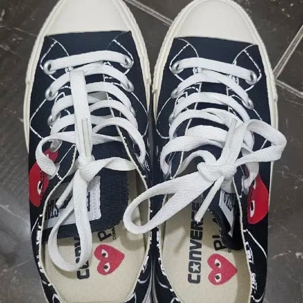 꼼데가르송 척테일러 올스타로우 블랙 멀티하트