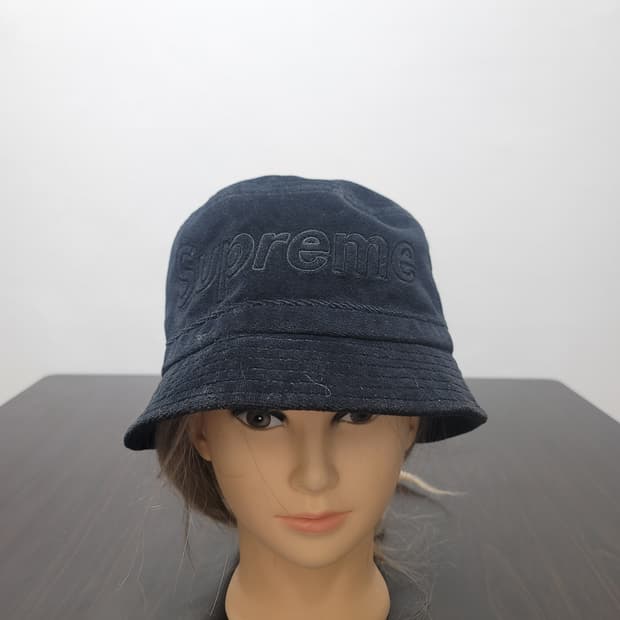 슈프림 × 라코스테 콜라보 버킷햇