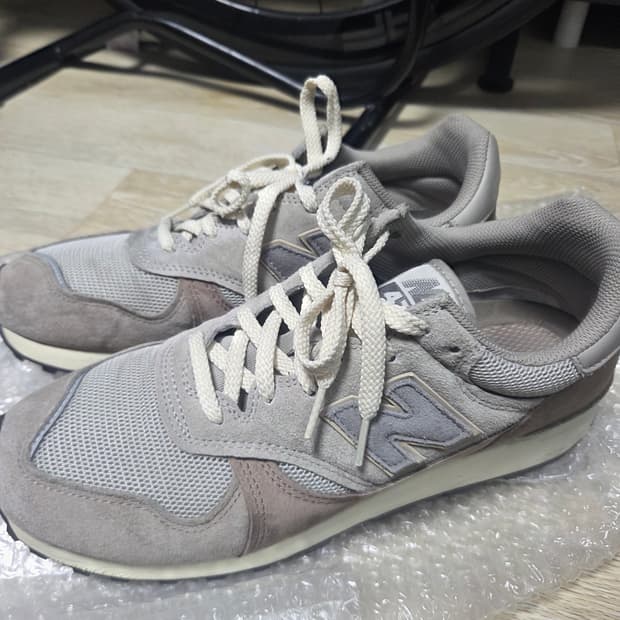 뉴발란스 475 오라리