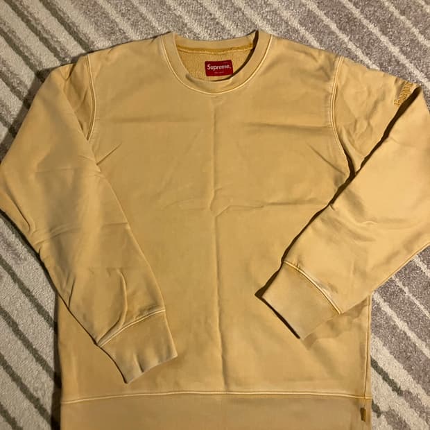 슈프림 옐로우 올드잉글리쉬 맨투맨 m