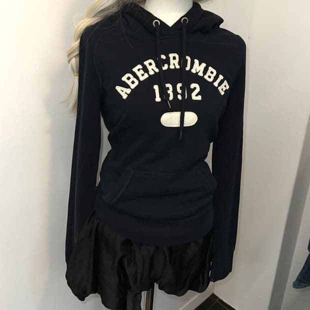 아베크롬비 딱붙핏 아치 스펠아웃 로고 후드 s (네이비)