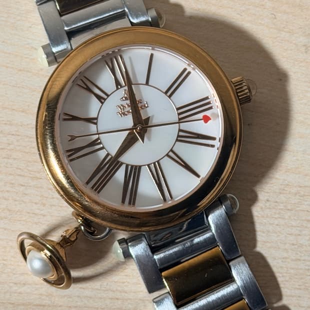 비비안 웨스트우드 시계