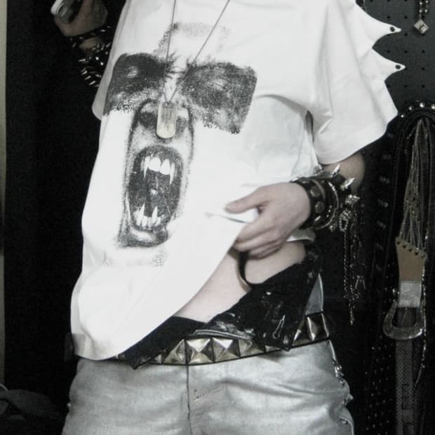 [SERONINE] White corn T-shirt