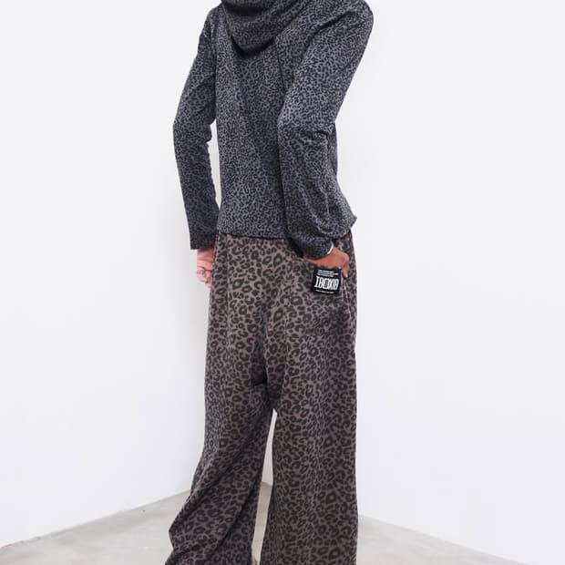 톰비드 TOMVID 레오파드 트레이닝 팬츠