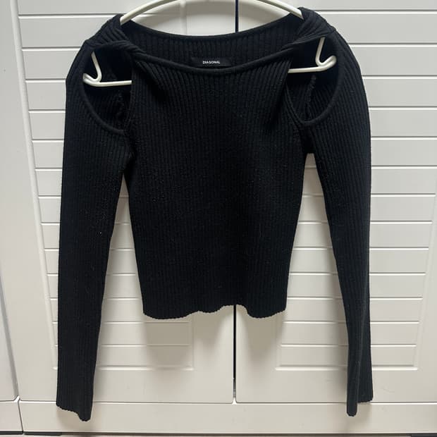 다이애그널 니트