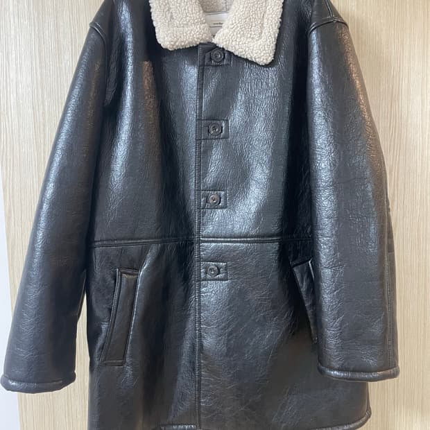 오버듀플레어 무스탕